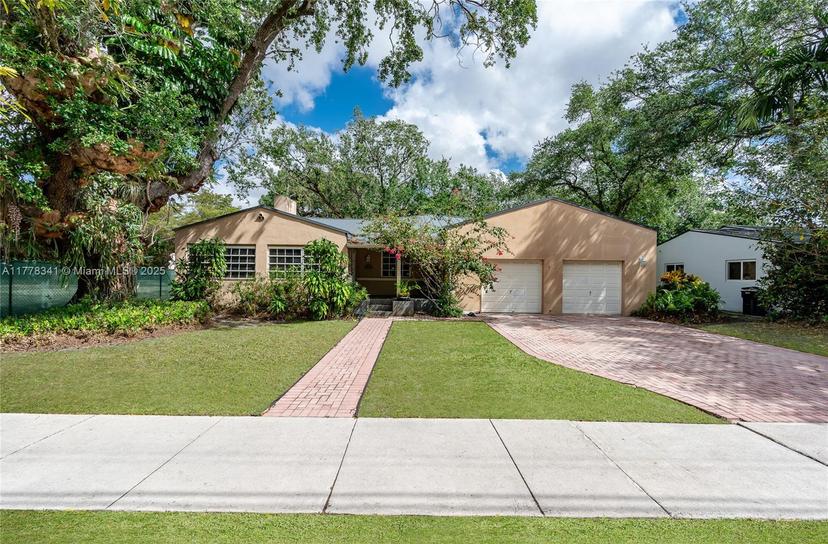 Picture of 265 Hunting Lodge Dr, Miami Springs FL 33166