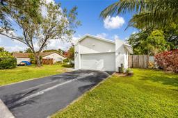 Picture of 8031 NW 47Th Ct, Lauderhill, FL 33351