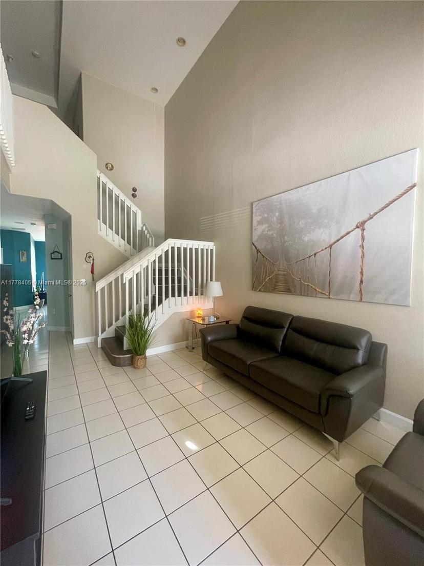 Picture of 14973 SW 8Th Ter, Miami FL 33194