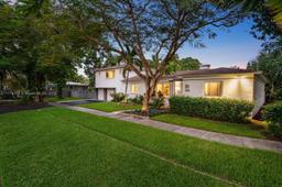 Picture of 9001 NE 4Th Ave, El Portal, FL 33138