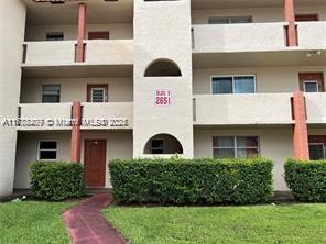 Picture of 2651 E Sunrise Lakes Dr # 111, Sunrise FL 33322