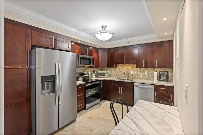 Picture of 3530 Mystic Pointe Dr # 1212, Aventura FL 33180