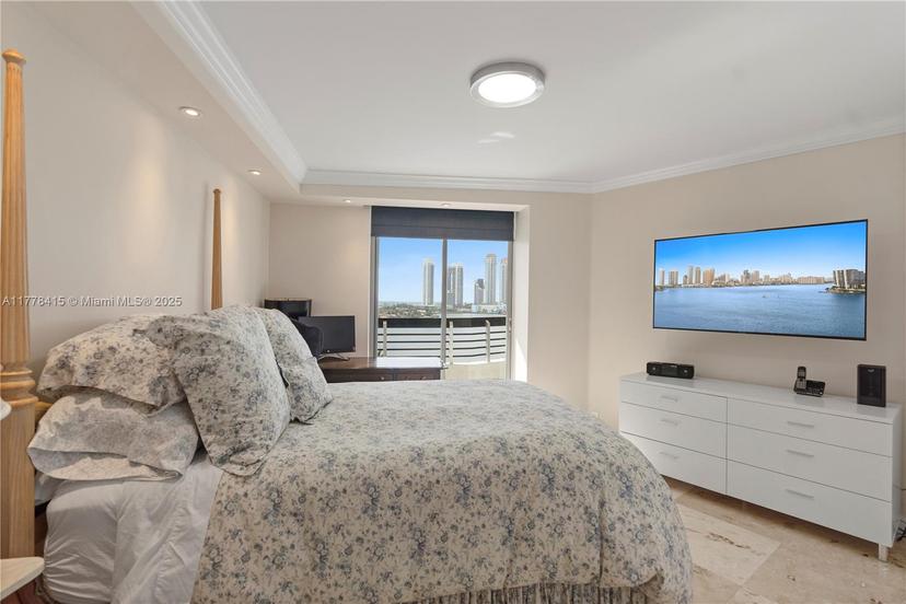 Picture of 3530 Mystic Pointe Dr # 1212, Aventura FL 33180