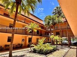 Picture of 430 Commodore Dr # 314, Plantation, FL 33325