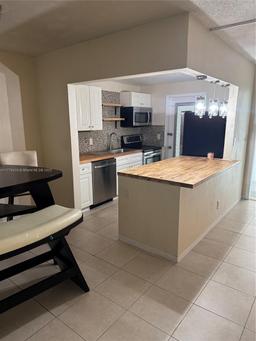 Picture of 1631 NW 46Th Ave # 119, Lauderhill, FL 33313