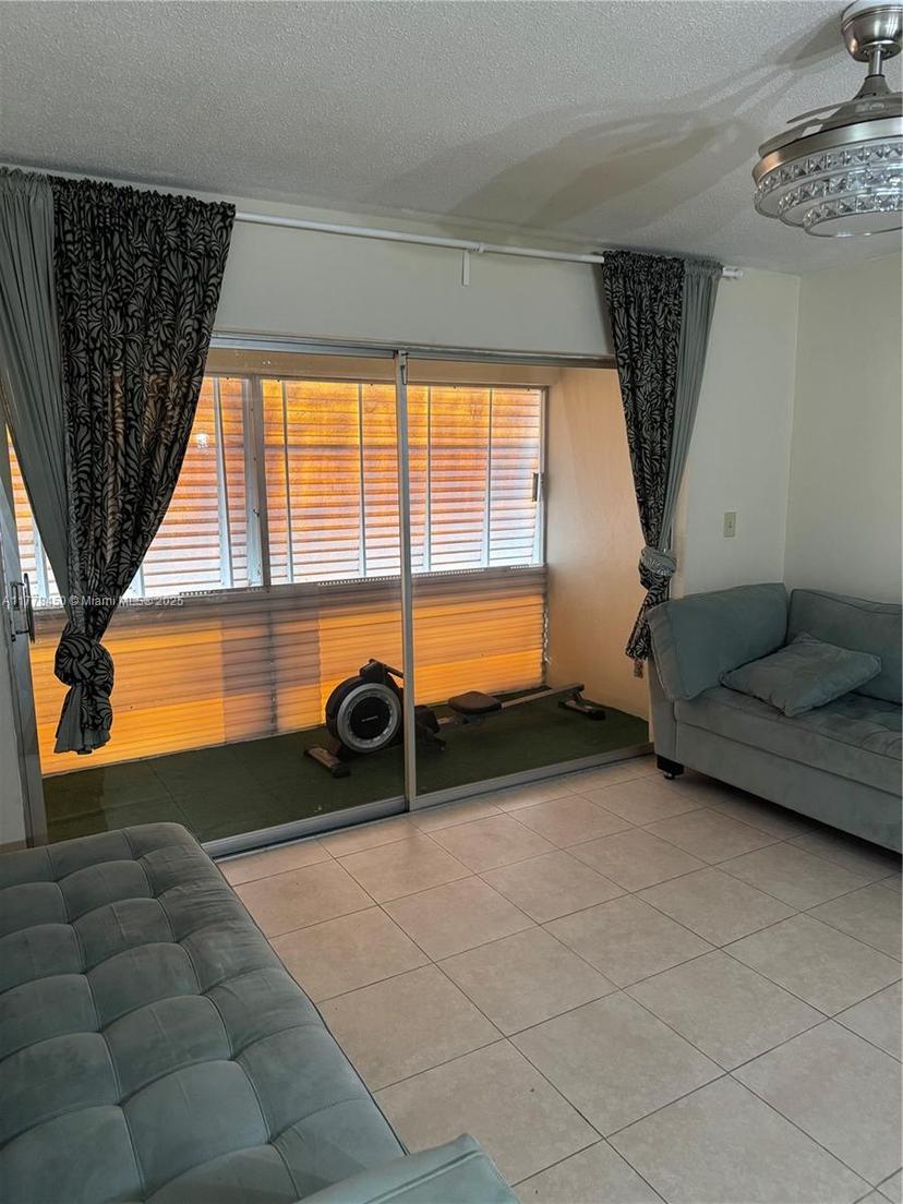 Picture of 1631 NW 46Th Ave # 119, Lauderhill FL 33313