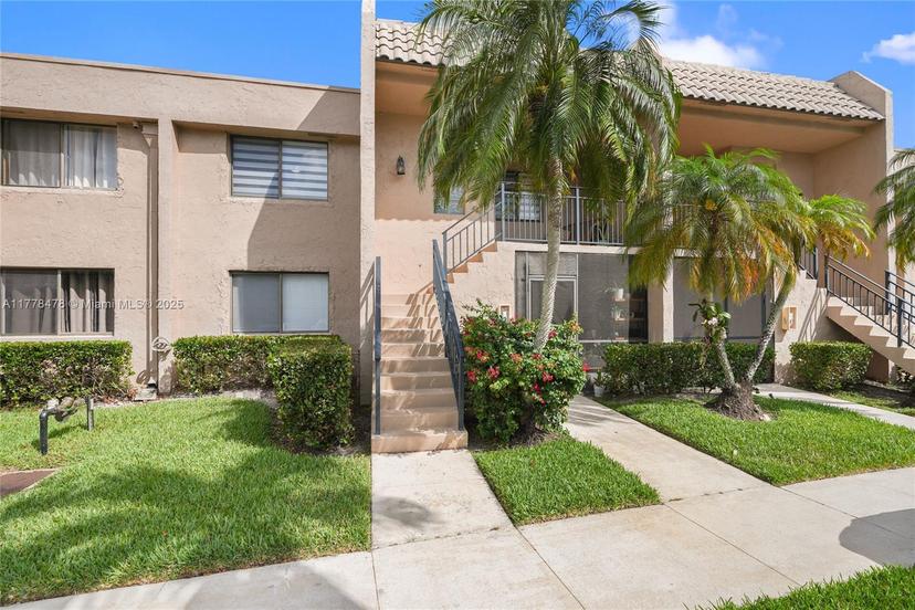 Picture of 380 Racquet Club Rd # 204, Weston FL 33326