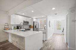 Picture of 380 Racquet Club Rd # 204, Weston, FL 33326