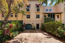 Picture of 6147 Paradise Point Dr # 6147, Palmetto Bay, FL 33157