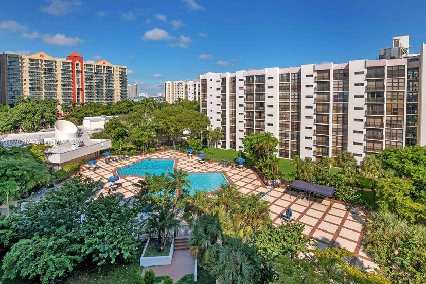 Picture of 17021 N Bay Rd # 322, Sunny Isles Beach FL 33160