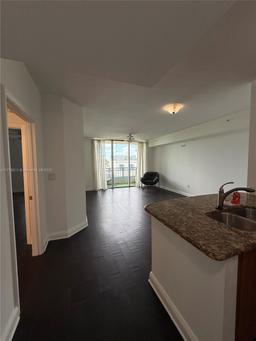 Picture of 510 NW 84Th Ave # 437, Plantation, FL 33324