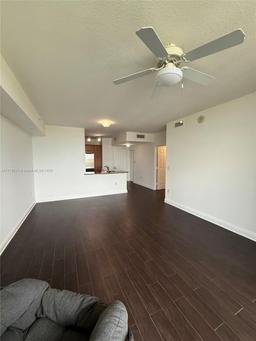 Picture of 510 NW 84Th Ave # 437, Plantation, FL 33324