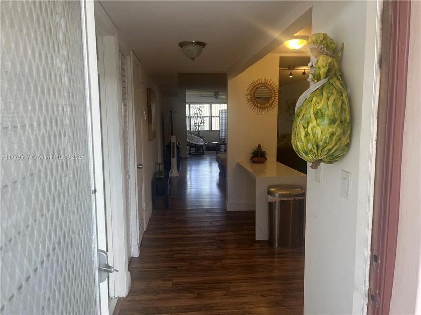 Picture of 10123 Sunrise Lakes Blvd # 205, Sunrise FL 33322