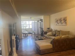 Picture of 10123 Sunrise Lakes Blvd # 205, Sunrise, FL 33322