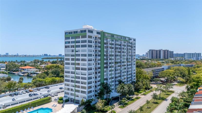 Picture of 2100 Sans Souci Blvd # A1509, North Miami FL 33181