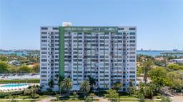 Picture of 2100 Sans Souci Blvd # A1509, North Miami, FL 33181