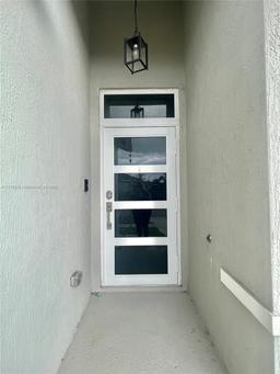 Picture of 19000 SW 317Th Ter, Homestead, FL 33030