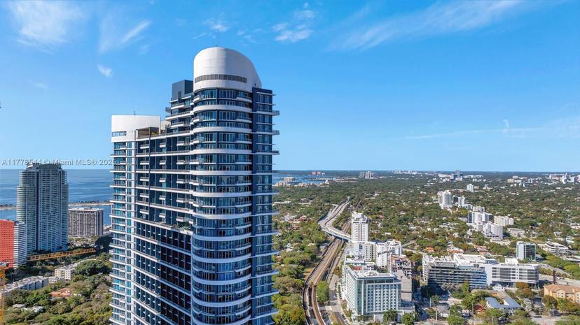 Picture of 60 SW 13Th St # 3026, Miami FL 33130