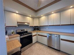 Picture of 801 Atlantic Shores Blvd # 203, Hallandale Beach, FL 33009