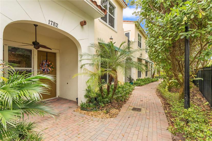 Picture of 1782 NW 124Th Pl, Pembroke Pines FL 33028