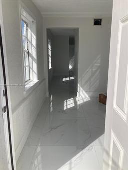 Picture of 11475 SW 214Th St, Miami, FL 33189