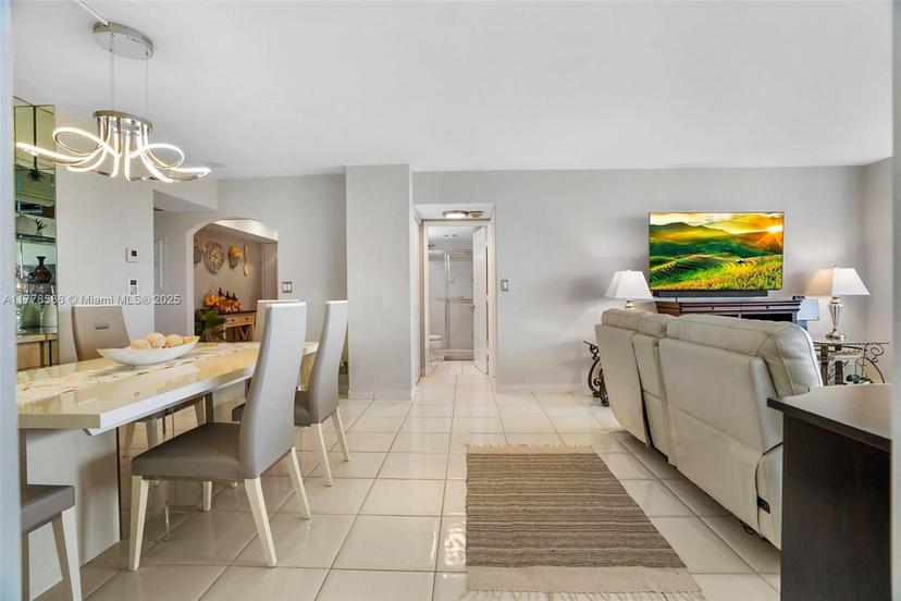 Picture of 20355 NE 34Th Ct # 2326, Aventura FL 33180