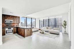 Picture of 88 SW 7Th Street # 2411, Miami, FL 33130