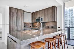 Picture of 88 SW 7Th Street # 2411, Miami, FL 33130