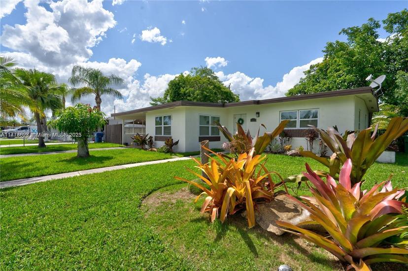 Picture of 14451 SW 287Th St, Homestead FL 33033