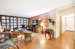 Picture of 2812 N 46Th Ave # G367, Hollywood, FL 33021