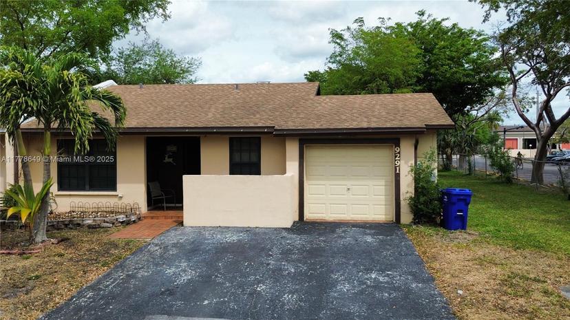 Picture of 9291 E Fern Ln, Miramar FL 33025
