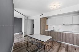 Picture of 2900 NE 7Th Ave # 1609, Miami, FL 33137