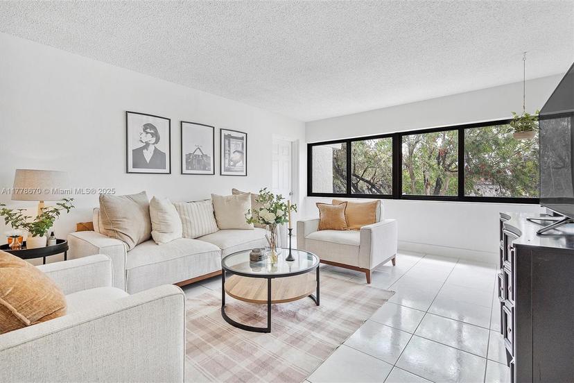Picture of 301 Racquet Club Rd # 208, Weston FL 33326