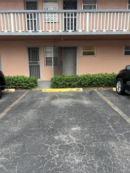 Picture of 18555 NE 14Th Ave # 516, Miami, FL 33179