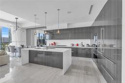 Picture of 3300 NE 188Th St, Aventura, FL 33180