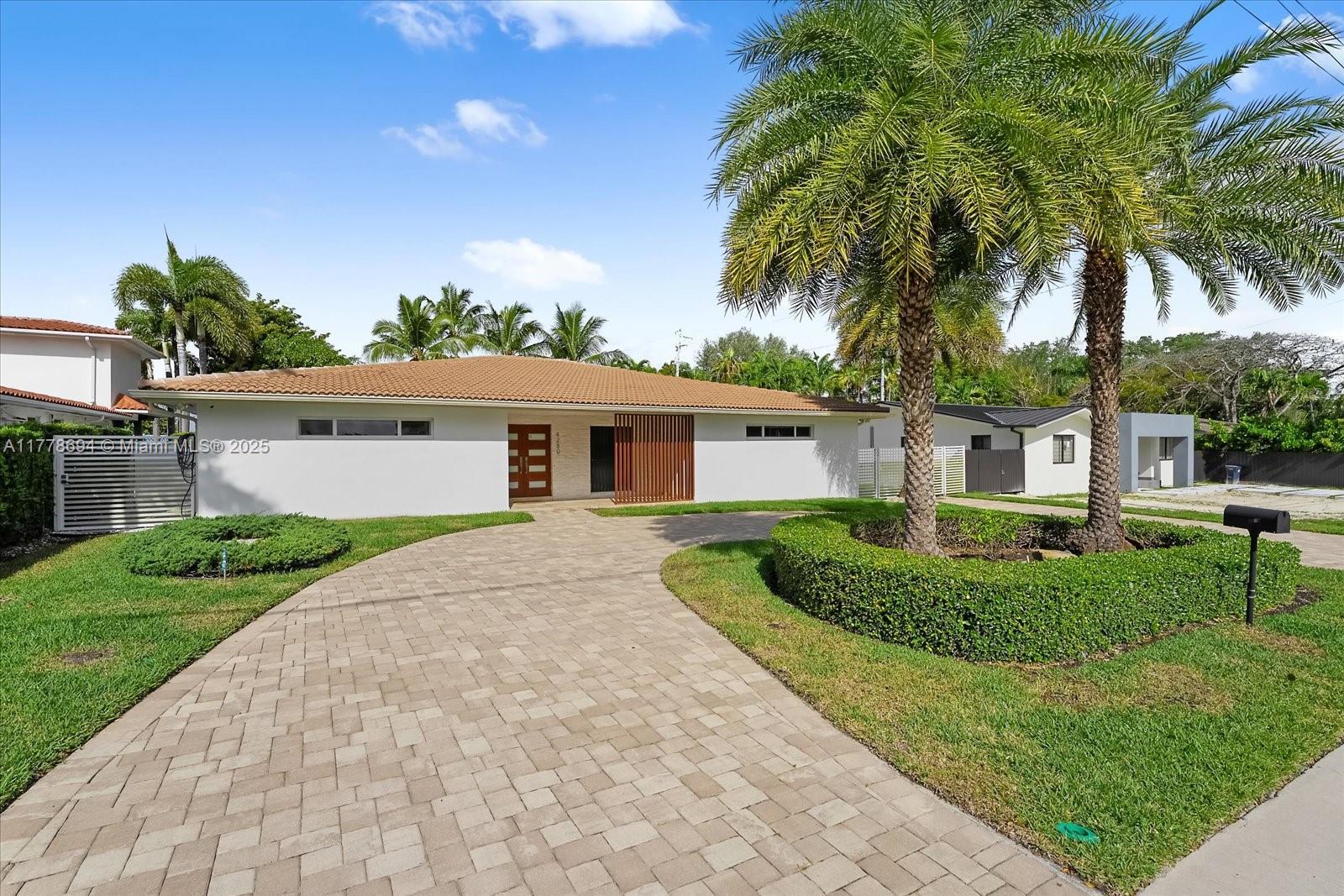 Picture of 4280 SW 57 Av, Miami, FL 33155