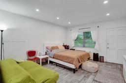 Picture of 911 Meridian Ave # 104, Miami Beach, FL 33139