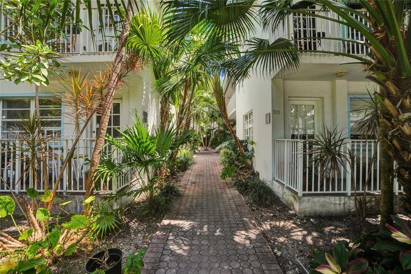 Picture of 911 Meridian Ave # 104, Miami Beach FL 33139