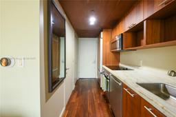 Picture of 50 Biscayne Blvd # 411, Miami, FL 33132