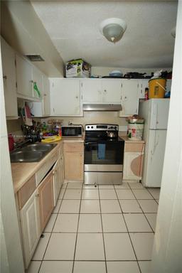 Picture of 3610 NW 21St St # 305, Lauderdale Lakes, FL 33311