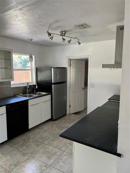 Picture of 5634 Madison St, Hollywood, FL 33023