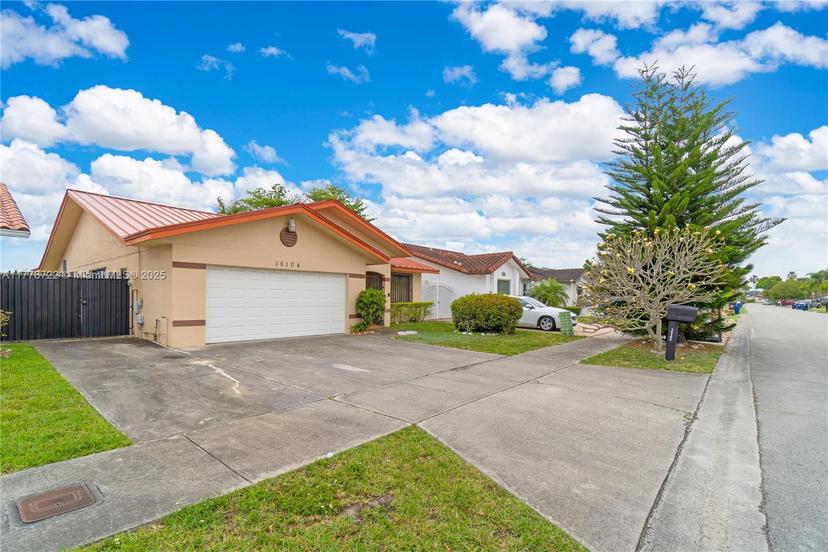 Picture of 15104 SW 63Rd Ter, Miami FL 33193