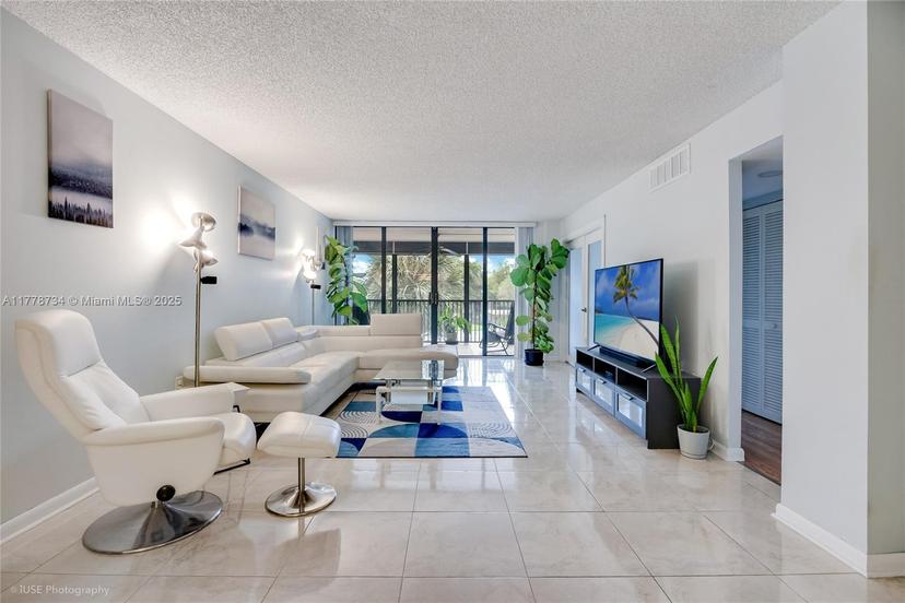 Picture of 2804 N 46Th Ave # C429, Hollywood FL 33021