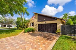 Picture of 13855 SW 107Th Ter, Miami, FL 33186