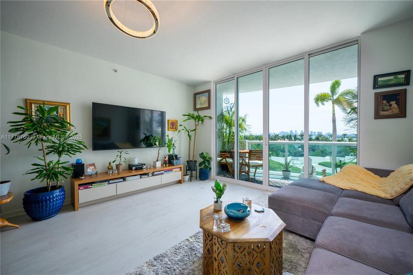 Picture of 7900 Harbor Island Dr # 611, North Bay Village FL 33141
