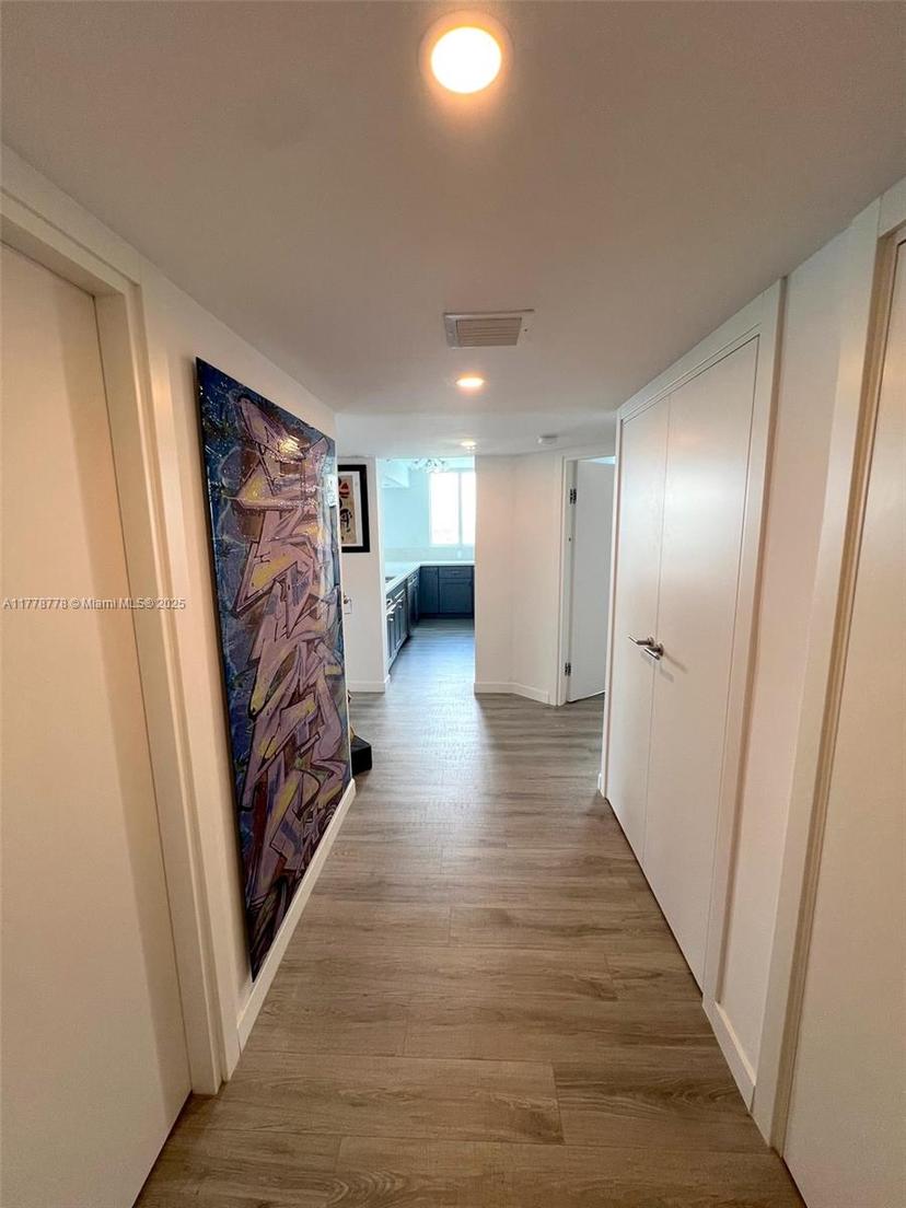 Picture of 650 West Ave # 1001, Miami Beach FL 33139