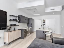 Picture of 55 SW 9Th St # 4309, Miami, FL 33130