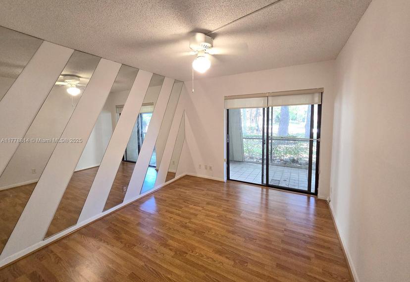 Picture of 2313 S Cypress Bend Dr # 123A, Pompano Beach FL 33069
