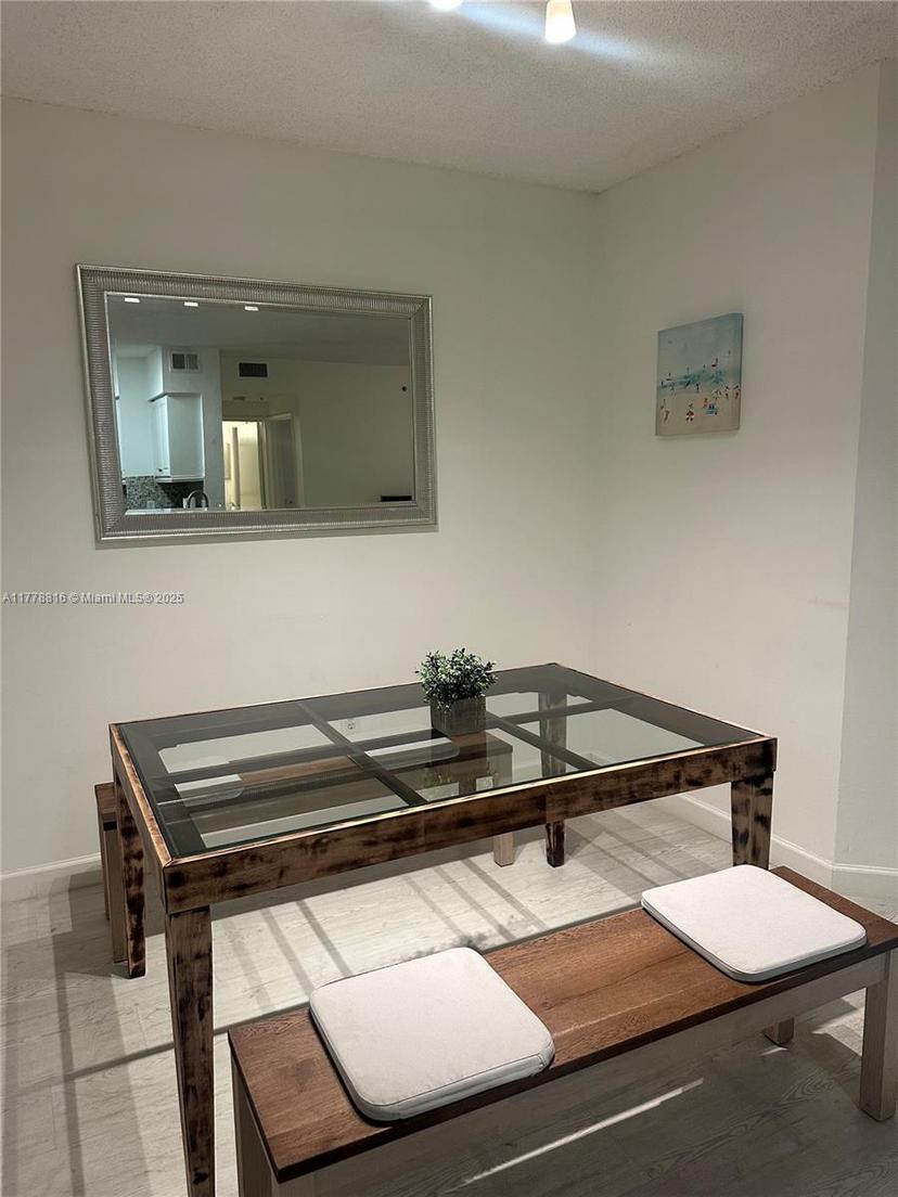 Picture of 19877 E Country Club Dr # 3105, Aventura FL 33180