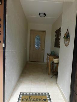 Picture of 6936 Holly Rd # 0, Miami Lakes, FL 33014